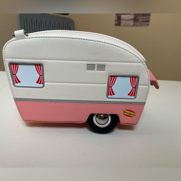 Kate Spade "day tripper" Camper RV trailer crossbody bag - Picture 4 of 10